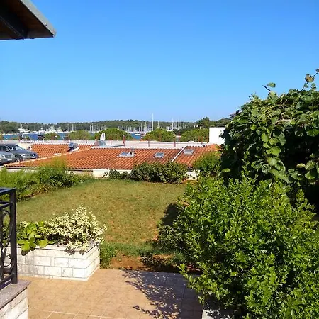 Suran Apartments Pula Exterior photo